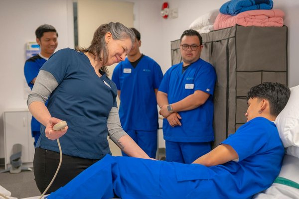 How Volunteering Boosts Mental Health for Seniors in the UK: An In-Depth Analysis